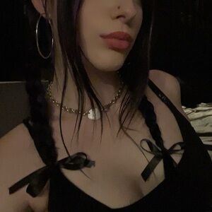 Meet your Posher, Amelie